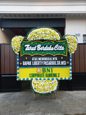 Papan Bunga Duka di 35 Ilir